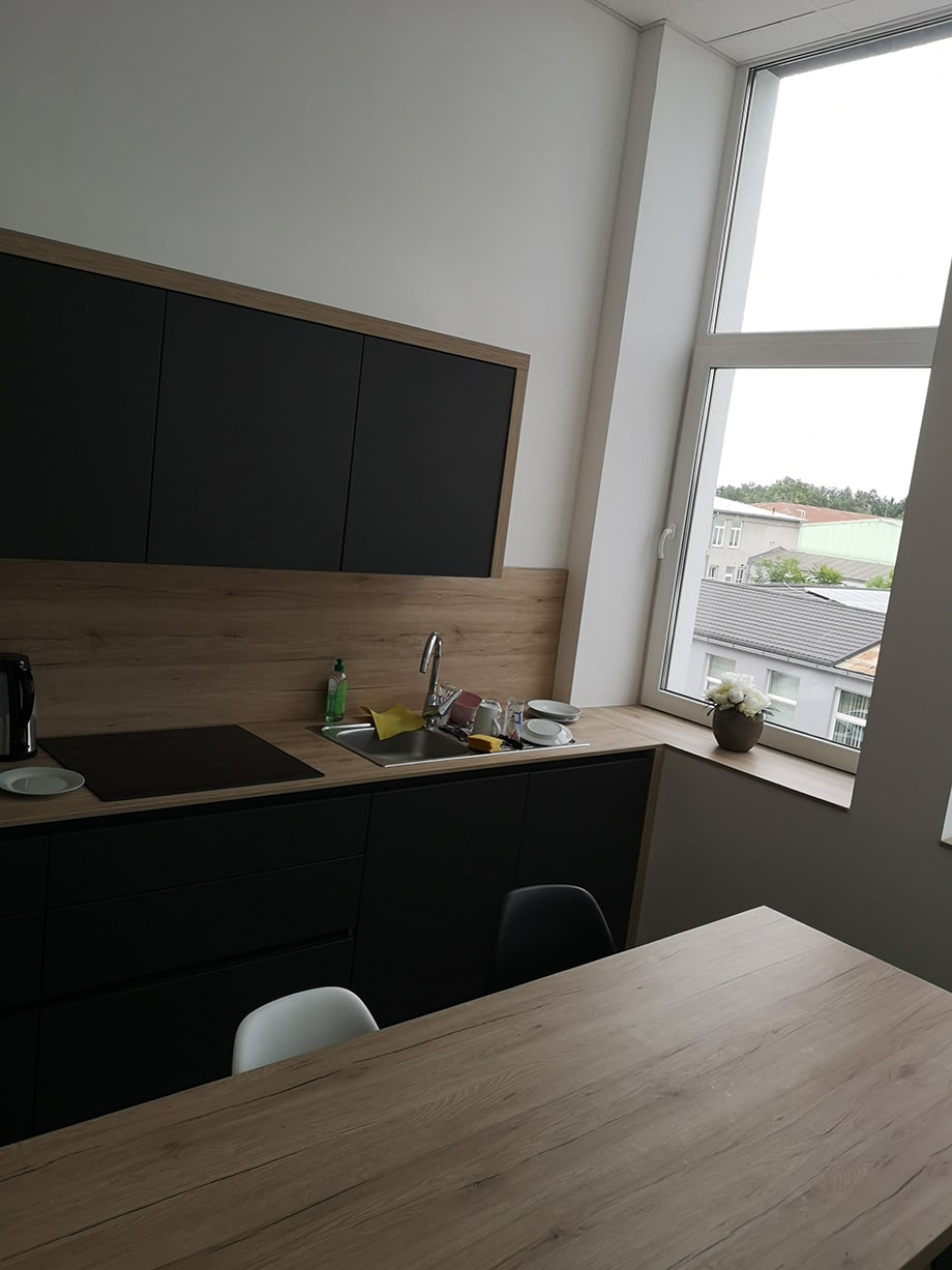 Pisarne s kuhinjo - najem